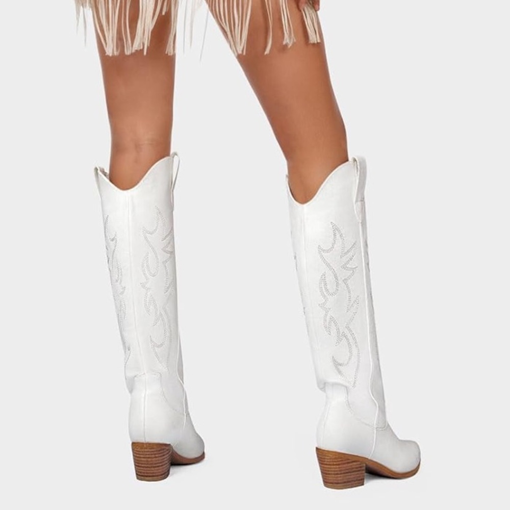 White Western Heeled Boots - Picture 5 of 8